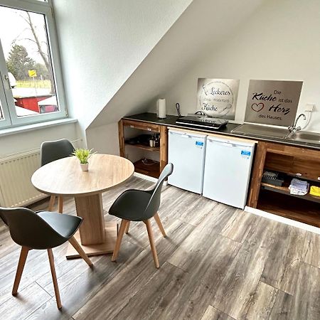 Pension Zum Lindeneck Lübz Екстериор снимка