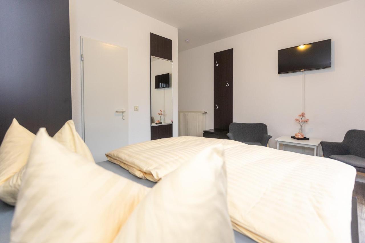Pension Zum Lindeneck Lübz Екстериор снимка