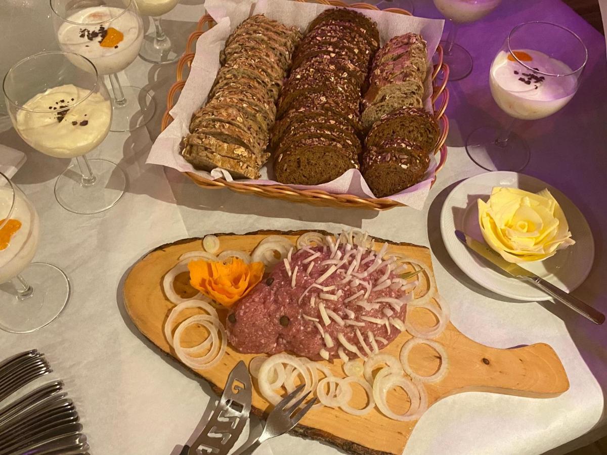 Pension Zum Lindeneck Lübz Екстериор снимка