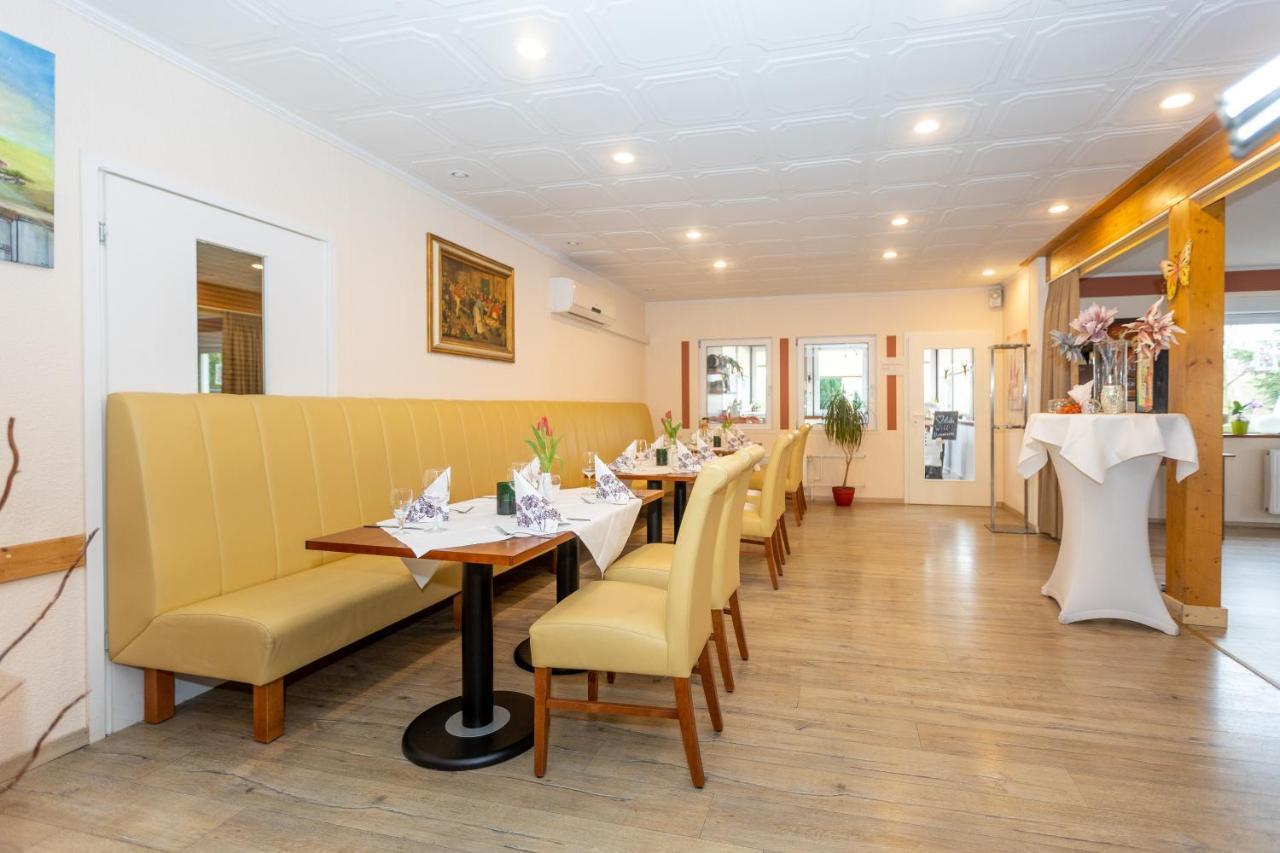 Pension Zum Lindeneck Lübz Екстериор снимка