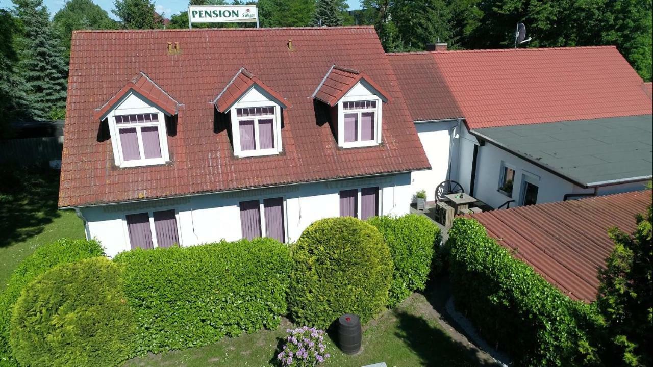 Pension Zum Lindeneck Lübz Екстериор снимка